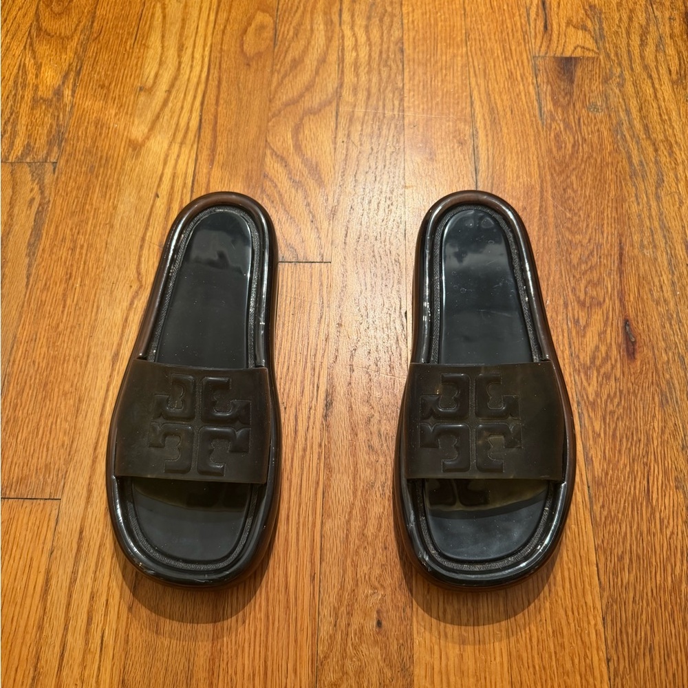Tory Burch Bubble Jelly Slide Sandals - Picture 4 of 6